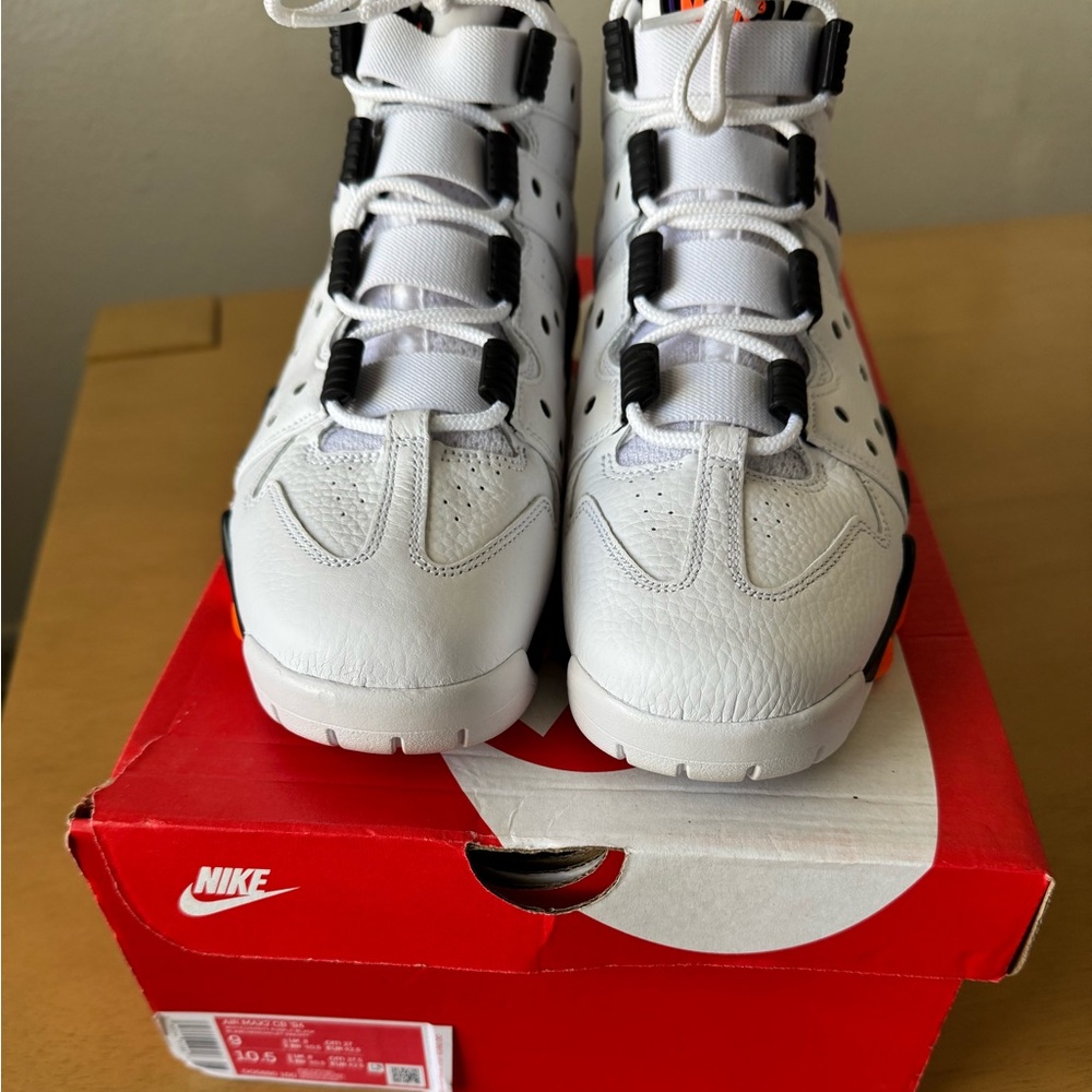 Nike Kids White and Black Sneakers